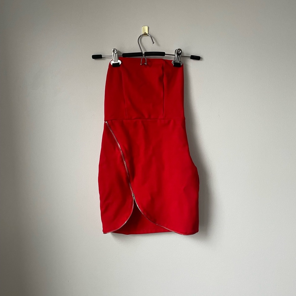 XS Superdown Mini Red Strapless Dress